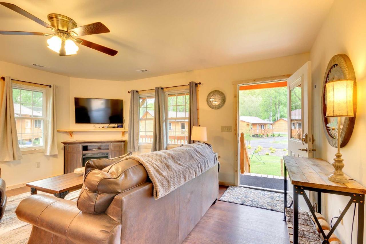 Cozy Cabin On Tuckasegee River - Near Bryson City Zewnętrze zdjęcie