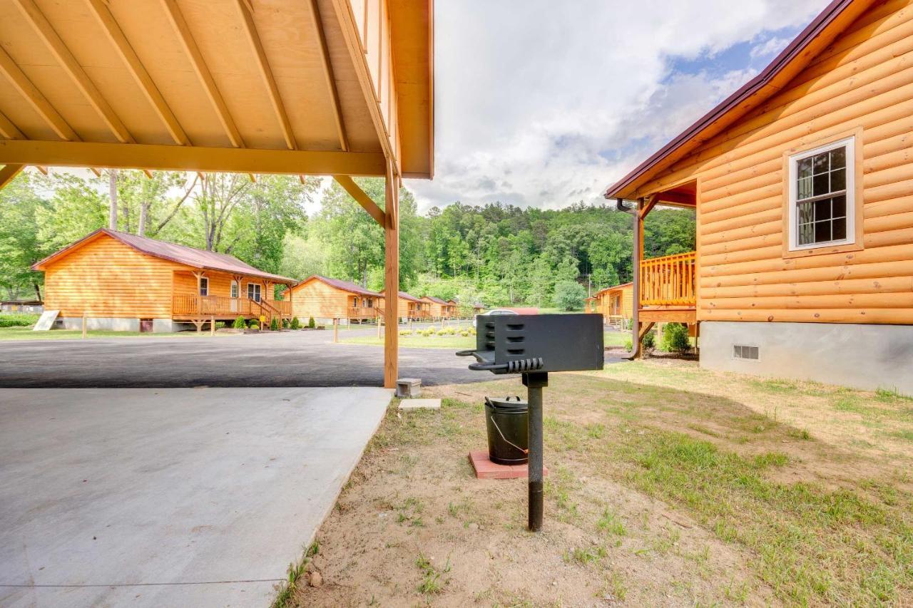 Cozy Cabin On Tuckasegee River - Near Bryson City Zewnętrze zdjęcie