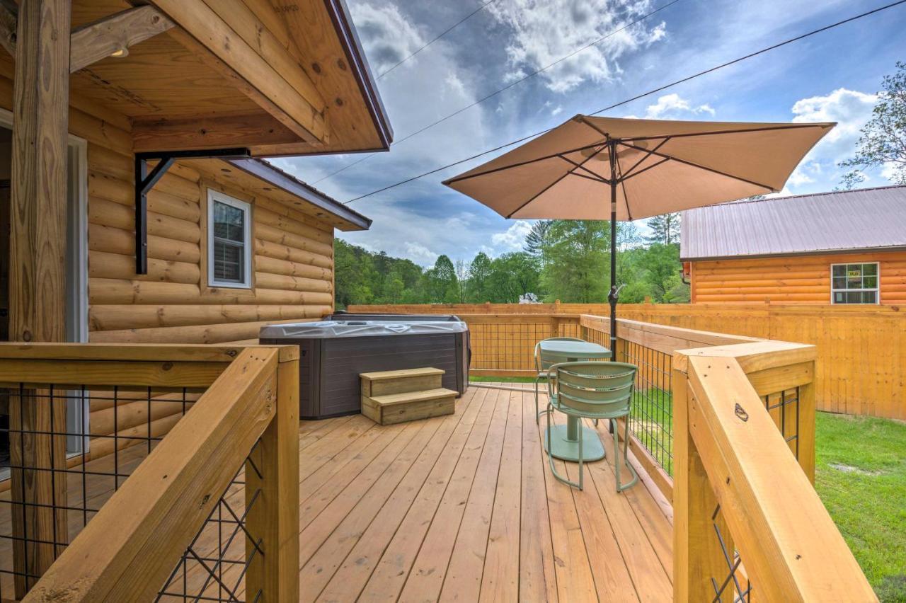 Cozy Cabin On Tuckasegee River - Near Bryson City Zewnętrze zdjęcie